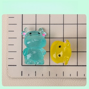 สินค้าขายดี ของตกแต่งเรซิ่น 3 มิติ สีสันสดใส น่ารัก ลายการ์ตูน ของประดับตกแต่งจิ๋ว สำหรับตกแต่งภูมิทัศน์ งานฝีมือ - Product Image 2