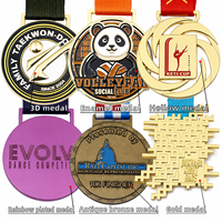 Medallas Deportivas de Metal Personalizadas con Diseño Gratuito, Medallas de Maratón de Esmalte Suave en Oro y Plata, Fabricante de Medallas Metálicas para Finalistas de Maratón