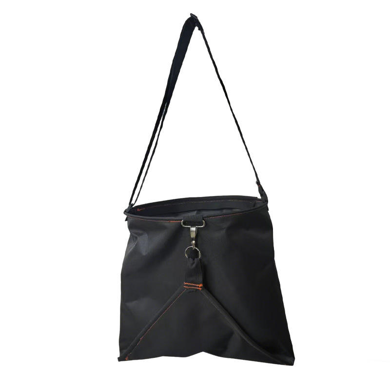 ผ้ากันเปื้อนหยิบสีดำ