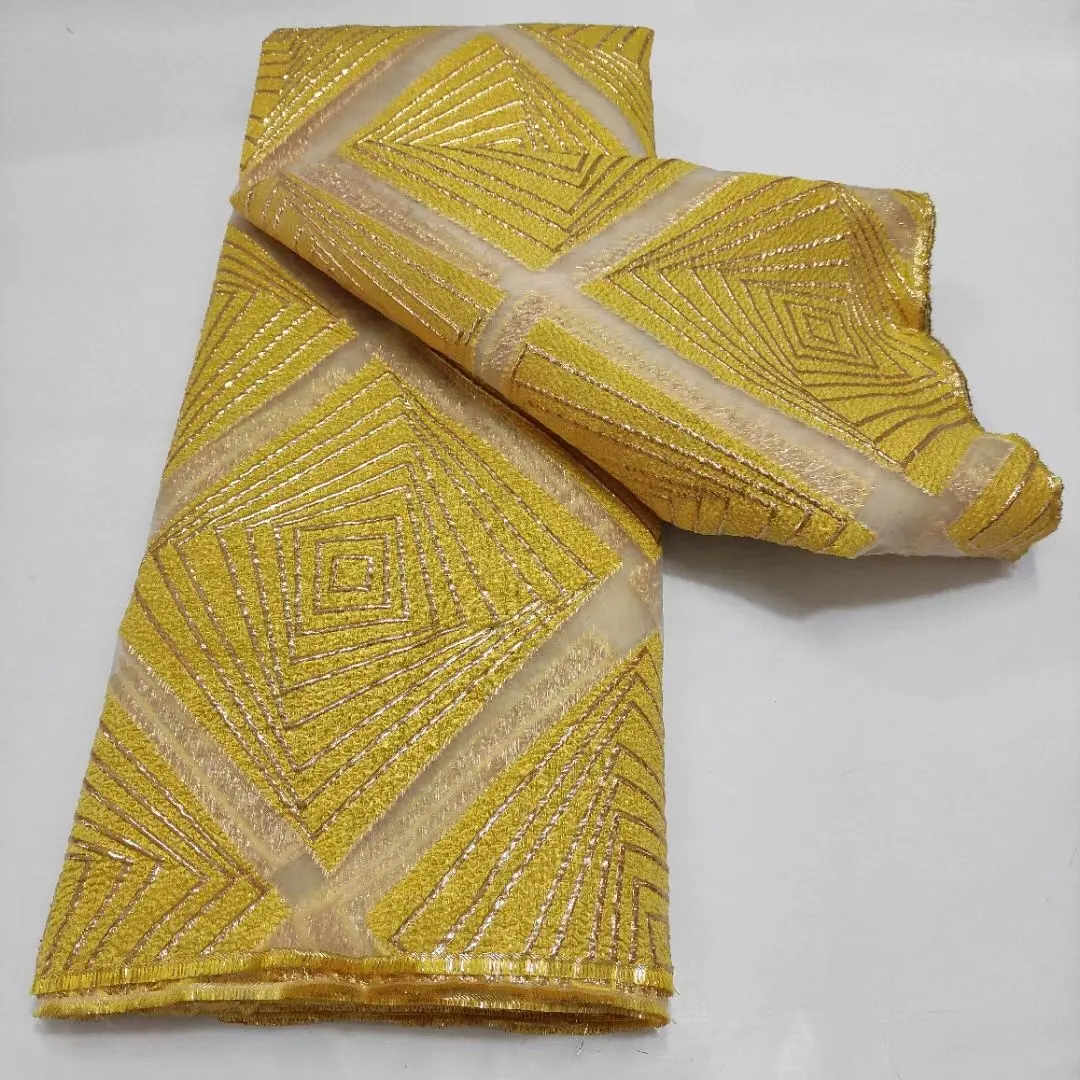 Kain Jacquard Brokat Kuning Gaya Geometris Populer untuk Gorden Sofa Pakaian