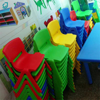Ensemble table et chaise pour enfants de maternelle à prix abordable, mobilier de classe, table et chaise rectangulaires en plastique pour écoliers à vendre