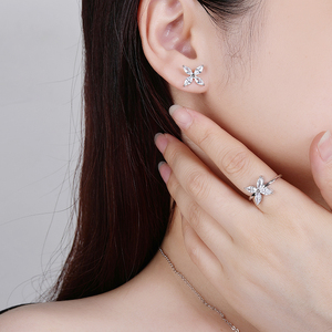 <span class=keywords><strong>Set</strong></span> di Anello, Collana e Orecchini a Farfalla in Argento Sterling 925 con Zirconi, Gioielli Trendy da Sposa, Regalo per Donne, Moda per Matrimoni e Feste - Product Image 2