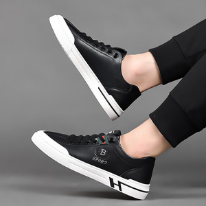 Mocasines Casuales para Hombre, de Cuero Negro, Suela Suave, Tacón Bajo, Logotipo Bordado, Borlas, Zapatos de Ocio - Product Image 3