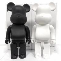 Figurine en résine sculptée artistique à motif animalier d'embryon d'ours fluide, pour la vente en gros, le bricolage, les cadeaux d'affaires et la décoration intérieure