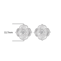 724 VIANRLA 925 Sterling Silber Blumen Ohr stecker mit strukturierten Blüten blättern und Sparkling Center CZ für Frauen