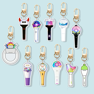 Llavero Acrílico con Luz LED de <span class=keywords><strong>KPOP</strong></span>, StrayKids, Monsta X, ATEEZ, TWICE, ZB1, Katseye, ILLIT, IVE, NMIXX, Jimin, Decoración para Bolsos - Product Image 1