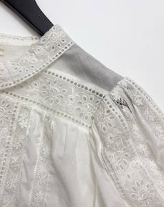 Blusa de Oficina de Verano para Mujer, Blanca, Vintage, Sólida, Bordada, con Recortes, Cuello Camisero, Juvenil, Manga Corta, con Botones, ODM - Product Image 4