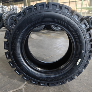 ยางและล้อสำหรับรถบรรทุกขนาด 10.00-20 รุ่น DH-808 ขายดี - อุปกรณ์เสริมยางและล้อสำหรับรถบรรทุกหนัก DH-808 - Product Image 4