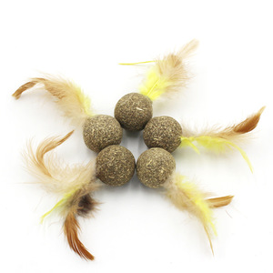 Vente directe usine – Jouets écologiques et durables à la catnip fraîche, boule de catnip comestible sécurisée, jouet interactif pour chat avec plumes - Product Image 3