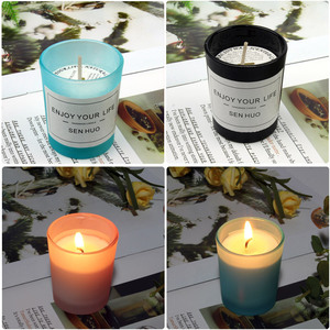 Bougie parfumée de luxe en cire de soja sans fumée pour l'aromathérapie, idéale pour les anniversaires, les fêtes, la maison, Noël et les remises de diplômes - Vente en gros - Product Image 5