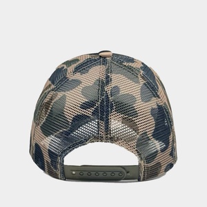 Gorras Personalizadas de 5 Paneles al por Mayor, Gorra Trucker de Espuma con Camuflaje y Malla - Product Image 3