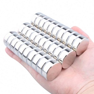 Aimant néodyme N35 de haute qualité, personnalisé, en forme de disque minuscule, composite NdFeB pour <span class=keywords><strong>faux</strong></span> <span class=keywords><strong>cils</strong></span>, matériaux magnétiques permanents - Product Image 2