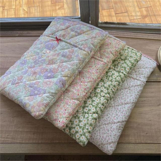 NEW ARRIVAL Flower ipad Laptop case Chessboard Quilted Tablet Sleeve Customizable Women iPad Cover for E-book/kindle