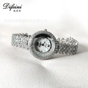 Fashion Luxury Silver Hip Hops Iced Out Bling Diamond Watches Full Cubic Zirconia Rhinestone Quartz Wrist Watch For Women Ladies