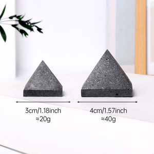 Pirámide de Shungita de Cristal Natural de 3 cm y 4 cm para Meditación, Venta al Por Mayor - Product Image 2