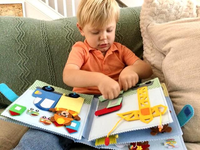 Jouets éducatifs Montessori 2025, nouveaux jouets en tissu doux en feutre pour avion et voiture, tableau d'activités silencieux, couleur et taille personnalisées, pour tout-petits, marque FUAN