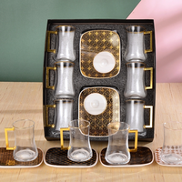Ensemble de 12 tasses à café arabes en verre avec soucoupes en céramique