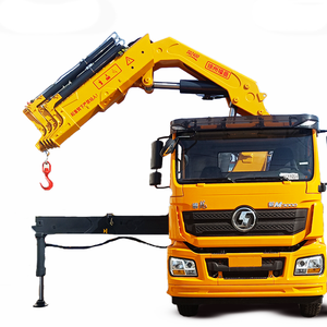 Grúa <span class=keywords><strong>Articulada</strong></span> Hidráulica FUMAN de 1~25T para Elevación de Equipos, Instalada en Camión - Product Image 1