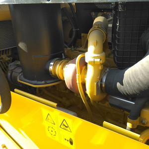 Nouveau bulldozer sur chenilles compact Shantui SD08 de 80 CV avec ripper à 3 dents - Product Image 6