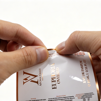 Étiquettes autocollantes personnalisées en vinyle imperméable avec logo en feuille d'or pour produits cosmétiques, shampooings et soins de la peau, impression en rouleau pour emballage de bouteilles