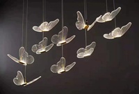 Plafonnier LED suspendu en forme de papillon, design moderne, éclairage d'intérieur, luminaire décoratif de plafond, idéal pour un anniversaire, des mariages ou une fête prénatale