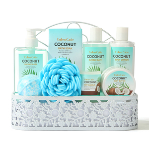 Conjunto de regalo de spa para <span class=keywords><strong>mujer</strong></span> de lujo Body & Earth 8 piezas Conjuntos de baño para <span class=keywords><strong>mujer</strong></span> con baño de burbujas con aroma a flor de cerezo y jazmín - Product Image 1