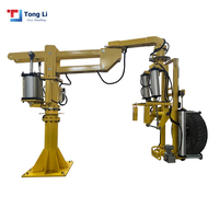 Manipulateur pneumatique industriel à bras rigide pour pneus, 3-4 axes, pince à fourche 50 kg, 90° °   Flip 360 °   Support de sol pivotant fixe pour assemblage automobile personnalisé CE