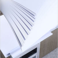Papier blanc multi-usage A4 80 g/m² pour l'impression de documents officiels, les exercices scolaires et les flyers de bureau