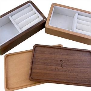 Caja de Madera Rectangular Grabada Thatuwood con Divisor Forrado de Terciopelo Blanco, Estuche de Almacenamiento Hecho en Vietnam - Product Image 1