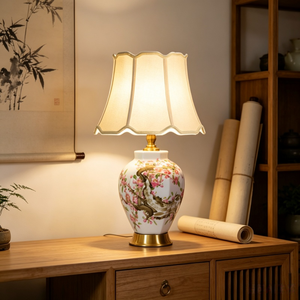 Orientalische Pfirsichblüten-Porzellan-Tischlampe Dekorative Tischleuchte für Hotel-Suiten und Villen-Inneneinrichtung - Product Image 5