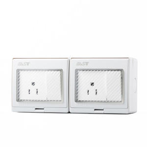 <span class=keywords><strong>Prise</strong></span> murale double <span class=keywords><strong>extérieure</strong></span> IP55 étanche avec interrupteur à deux positions pour la recharge en milieu agricole - Product Image 2