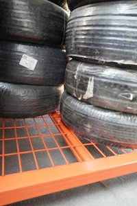 מחסן תעשייתי מתכוונן הגנת קורוזיה מיכל ערמה מדפים עמיד פוסט מזרן מתכת מחסנית - Product Image 6