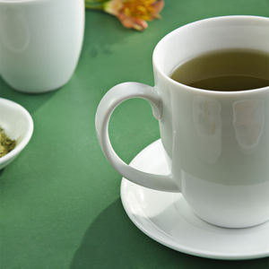 Tazas blancas de calidad de exportación Diseño ovalado clásico para vajilla de restaurante Compra a granel - Product Image 4