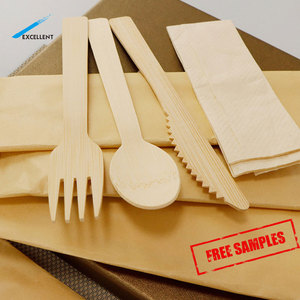 Fourchette cuillère couteau écologique résistant à la chaleur ensemble avec serviette en papier bambou boisé <span class=keywords><strong>couverts</strong></span> <span class=keywords><strong>jetables</strong></span> vente en gros - Product Image 5