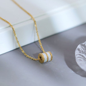Collar de Joyería con Colgante de Madreperla Blanca Chapado en Oro de 18k y Acero Inoxidable 316L de Diseño Personalizado con Logotipo, para Mujer - Product Image 2