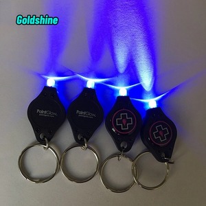 2024 Mini LED Porte-clés Lampe de Poche Ultra Lumineux UV 365nm Porte-clés Lumière Noire avec Piles Inclus Roman Promotionnel Wristba - Product Image 5