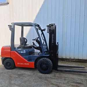 Montacargas TOYOTA Usado Original de Japón en Venta, <span class=keywords><strong>3t</strong></span> 3ton FD30 5t 7t - Product Image 2