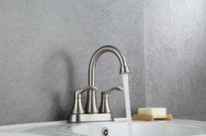 Robinet <span class=keywords><strong>de</strong></span> cuisine moderne à double poignée <span class=keywords><strong>de</strong></span> 4 pouces, mélangeur d'eau chaude et froide avec noyau <span class=keywords><strong>de</strong></span> valve en céramique, montage central <span class=keywords><strong>de</strong></span> 4 pouces - Product Image 6