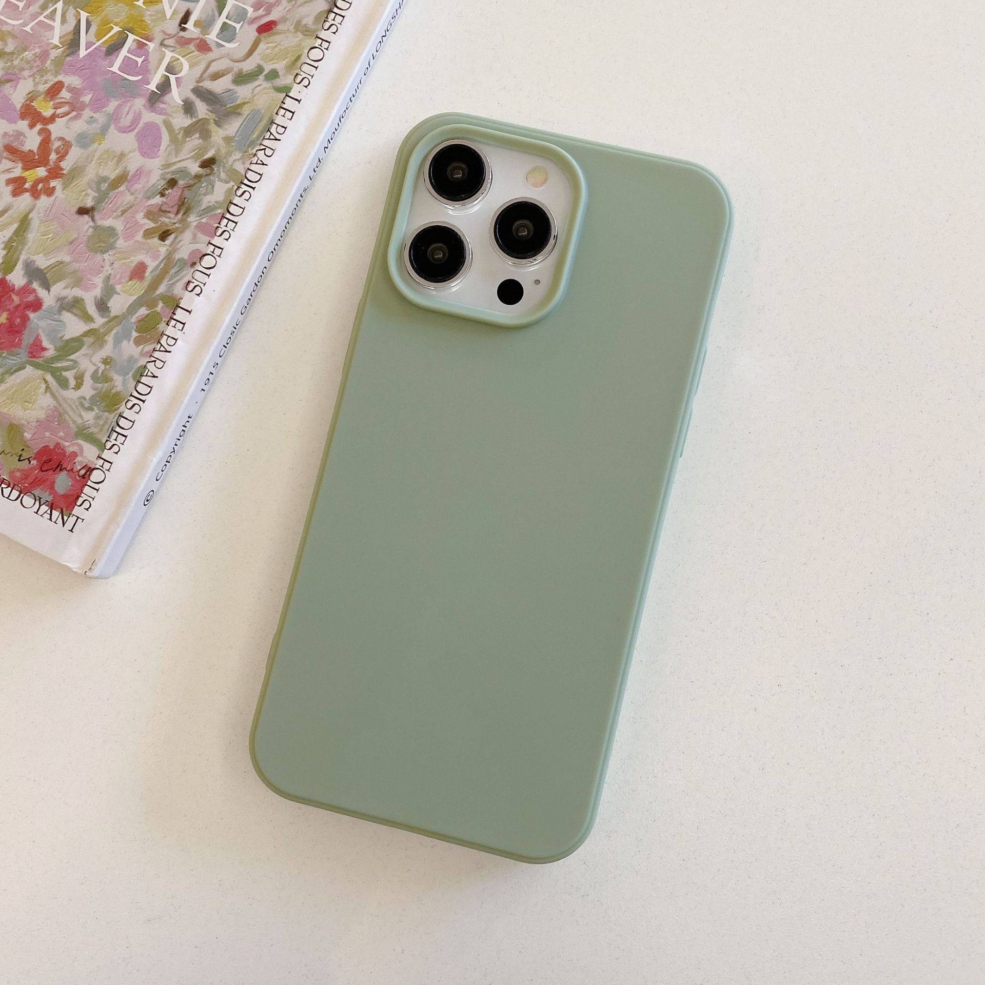 สีเขียวอ่อน