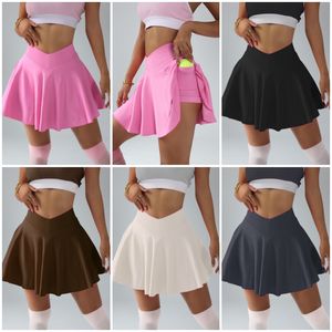 金丝v腰运动裙带口袋时尚百褶裙带短裤健身运动网球裙运动服运动服 - Product Image 2