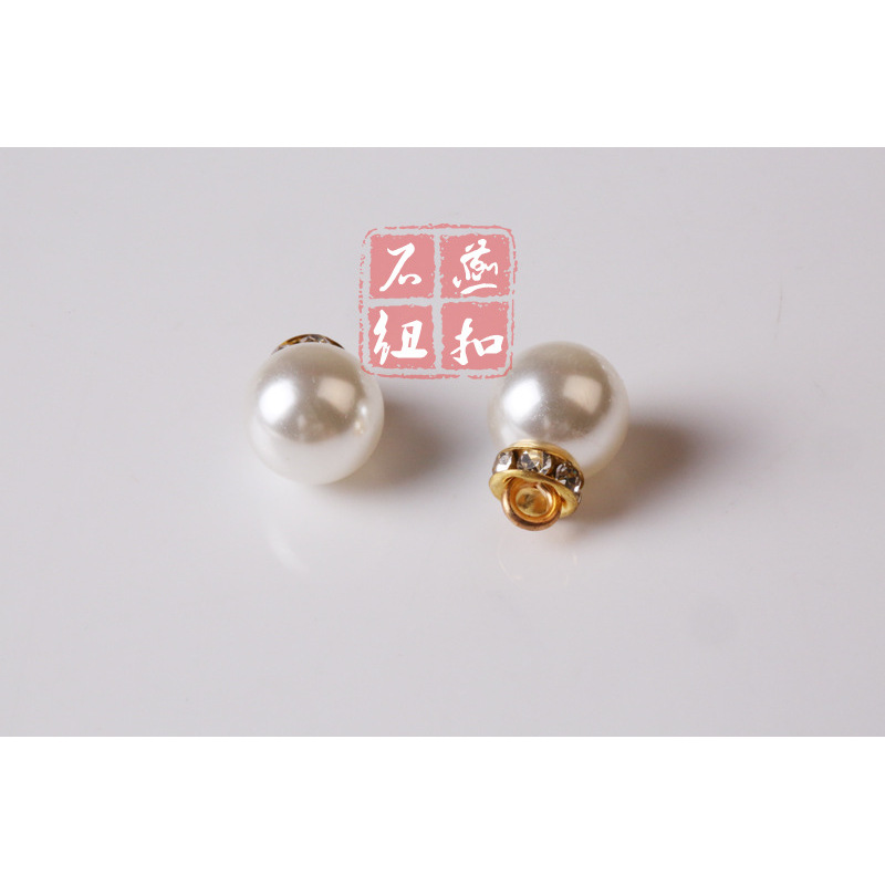 Spherical diamond scaffolding buckle
