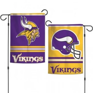 Drapeau de jardin personnalisé des <span class=keywords><strong>Vikings</strong></span> du Minnesota, double face, 12,5 x 18 pouces, 32 drapeaux de fanions des équipes de football pour la pelouse, la cour, la décoration extérieure, vente en gros - Product Image 1