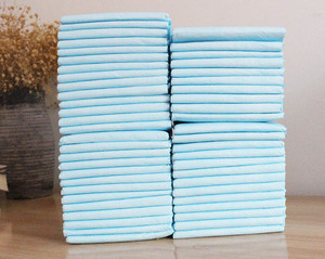 Gran oferta de fábrica, almohadillas de orina de secado rápido <span class=keywords><strong>para</strong></span> cachorros absorbentes gruesas impermeables 60x90, alfombrillas de entrenamiento desechables <span class=keywords><strong>para</strong></span> <span class=keywords><strong>perros</strong></span> - Product Image 5