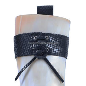 Cuernos para beber de búfalo indio de la mejor calidad y diseño superior Cuerno para beber vikingo natural con soportes de cuero para artesanías naturales - Product Image 4