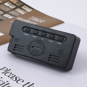 Reloj Despertador Digital LED RGB con Calendario, Temperatura y Activación por Voz, Moderno Reloj Electrónico de Mesa para Hogar y Hoteles - Product Image 5