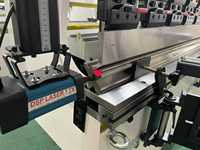 SXZG Nouvelle presse plieuse CNC entièrement automatique synchronisée de haute précision 3,2 m Pompe hydraulique Moteur Engrenage Roulement 7,5 kW Aluminium