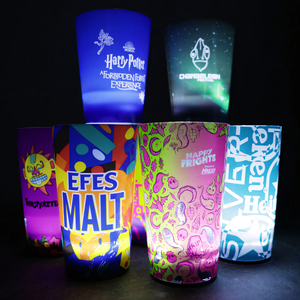 RICHSHINING Taza de fiesta de plástico LED personalizada de 12OZ, 14OZ, 16OZ, efecto de brillo activado por agua, detección de luz, características intermitentes para fiestas - Product Image 1