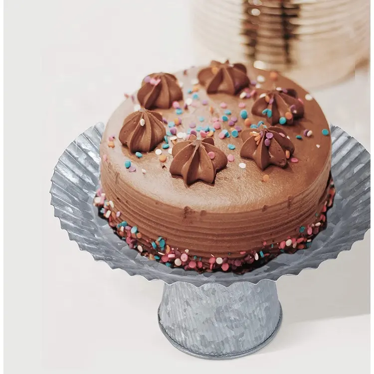 Style rustique argent galvanisé métal gâteau support forme ronde à la main Dessert support meilleur pour anniversaire mariage fête Table décor