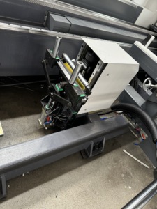Machine de découpe laser 3KW pour tubes, découpeuse laser avec dispositif de chargement entièrement automatique - Product Image 2