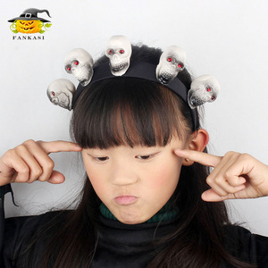 Diadema con diseño de calavera de Halloween de Fankasi con ojos rojos para niñas, accesorio para fiesta de disfraces - Product Image 2